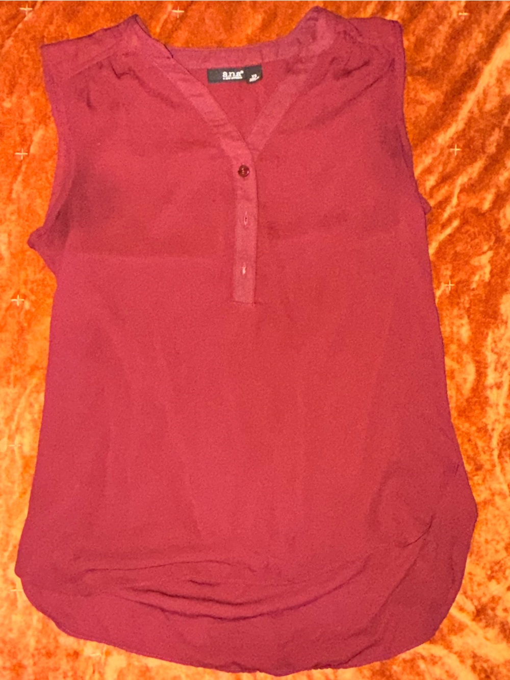 a.n.a Sleeveless V-Neck Button Front Top in Burgundy